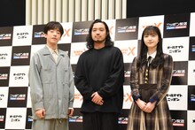 「オールナイトニッポン」のパーソナリティを務める（左から）Creepy Nuts、乃木坂46の久保史緒里。