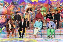 「アメトーーク！」の「第七世代、その後…」に出演する（前列左から）霜降り明星、EXIT、（後列左から）宮下草薙、四千頭身。(c)テレビ朝日