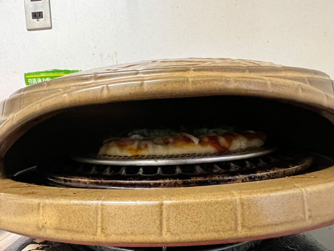 ピザが焼き上がっていく様子。