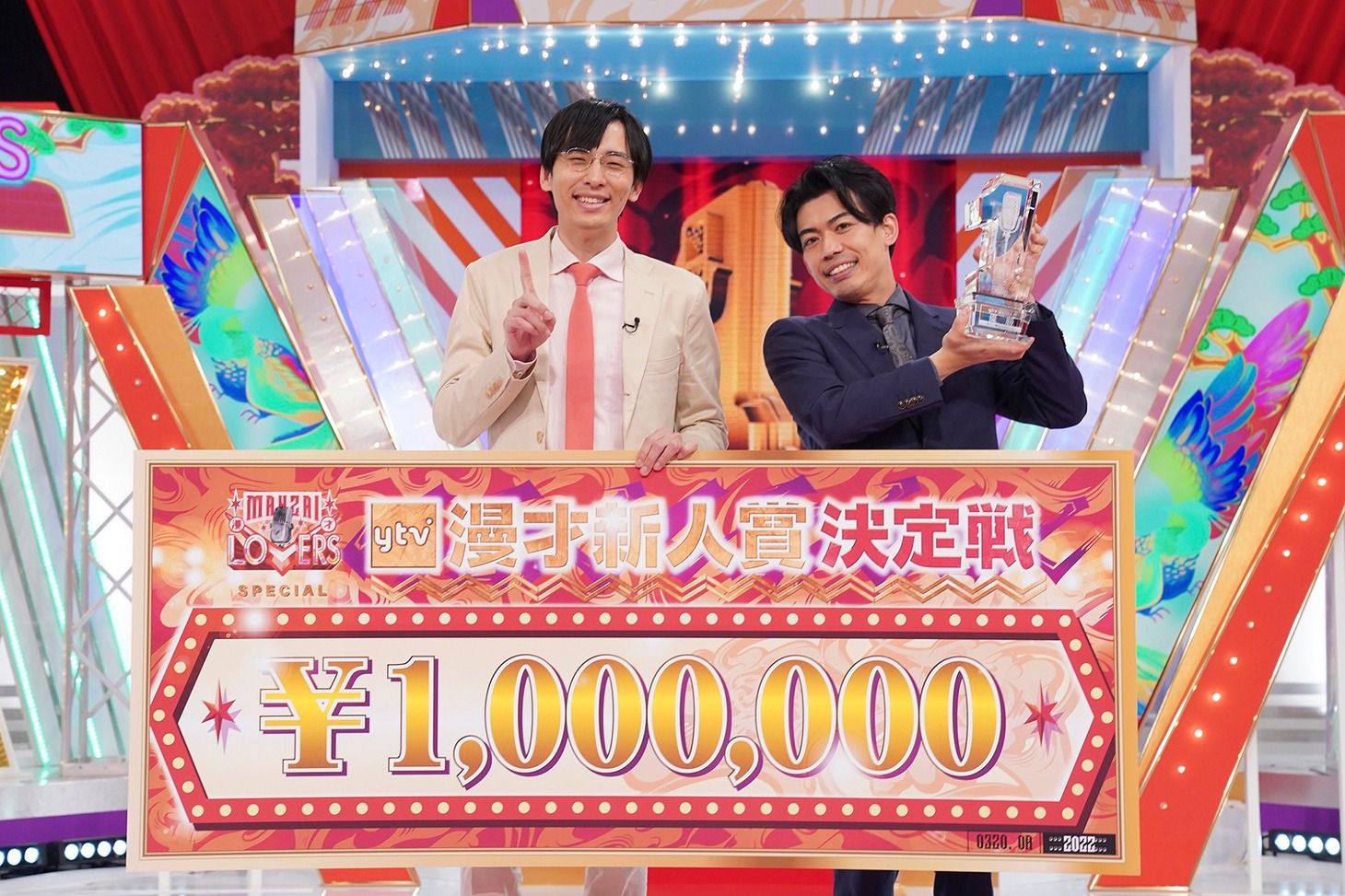 「漫才Loversスペシャル 第11回ytv漫才新人賞決定戦」で優勝したカベポスター。