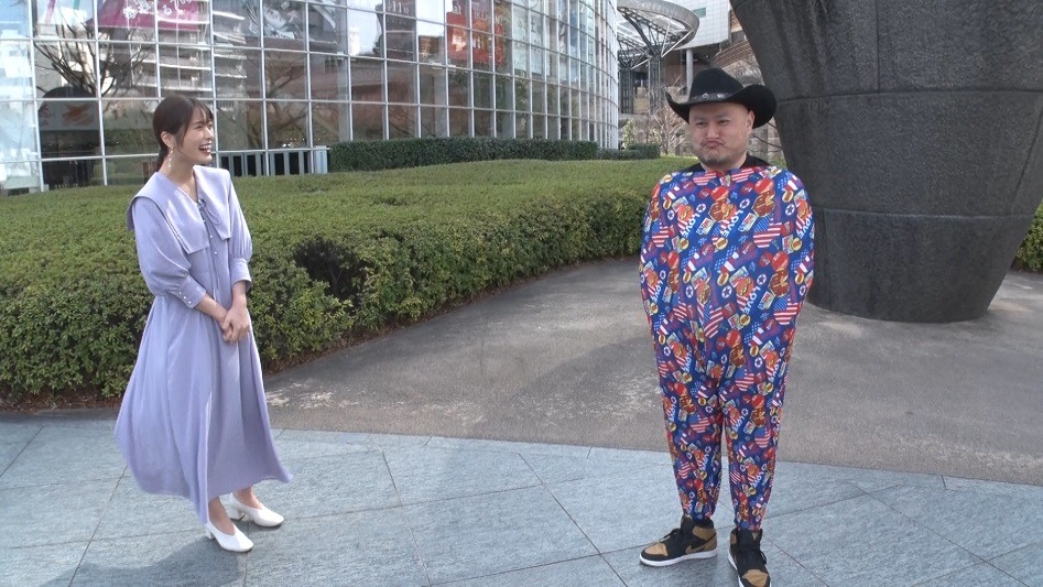 「凪咲とザコシ」に出演する渋谷凪咲とハリウッドザコシショウ。(c)テレビ朝日