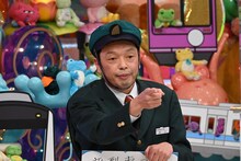 「鉄道ファンクラブ」に出演する中川家・礼二。(c)テレビ朝日