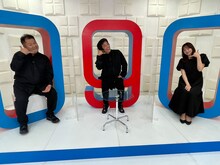 左からブラックマヨネーズ小杉、ネプチューン堀内、森香澄（テレビ東京アナウンサー）。