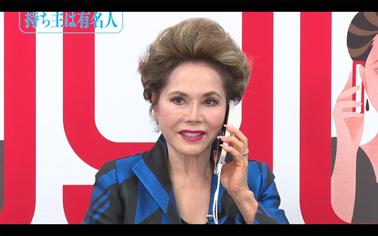 デヴィ夫人