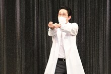 シソンヌじろう