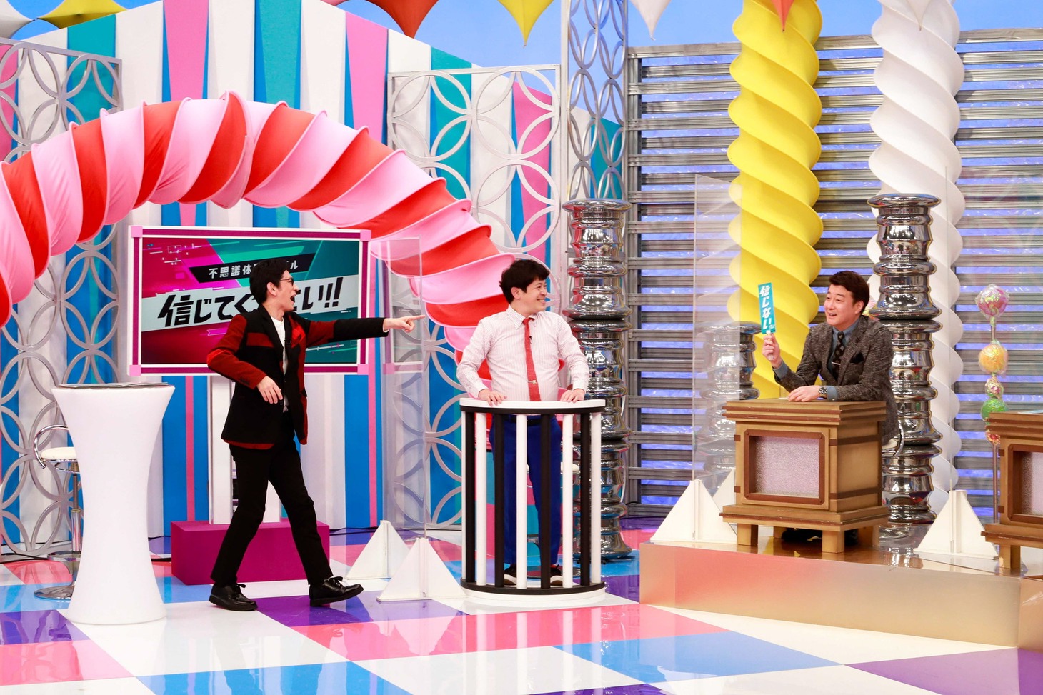 （左から）アンタッチャブル柴田、流れ星☆ちゅうえい、加藤浩次。(c)関西テレビ