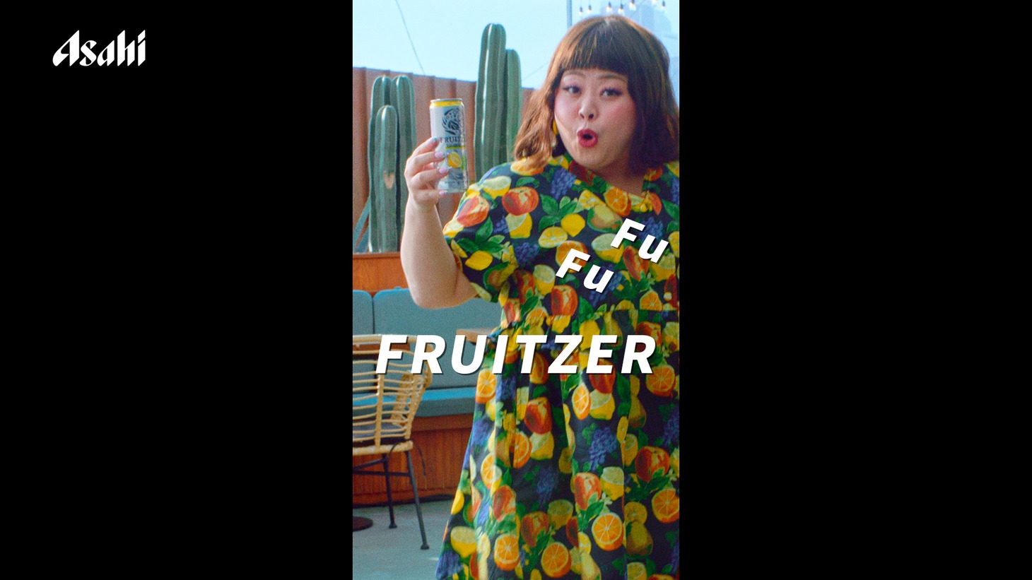 CM「ライトな自己紹介。」編より。