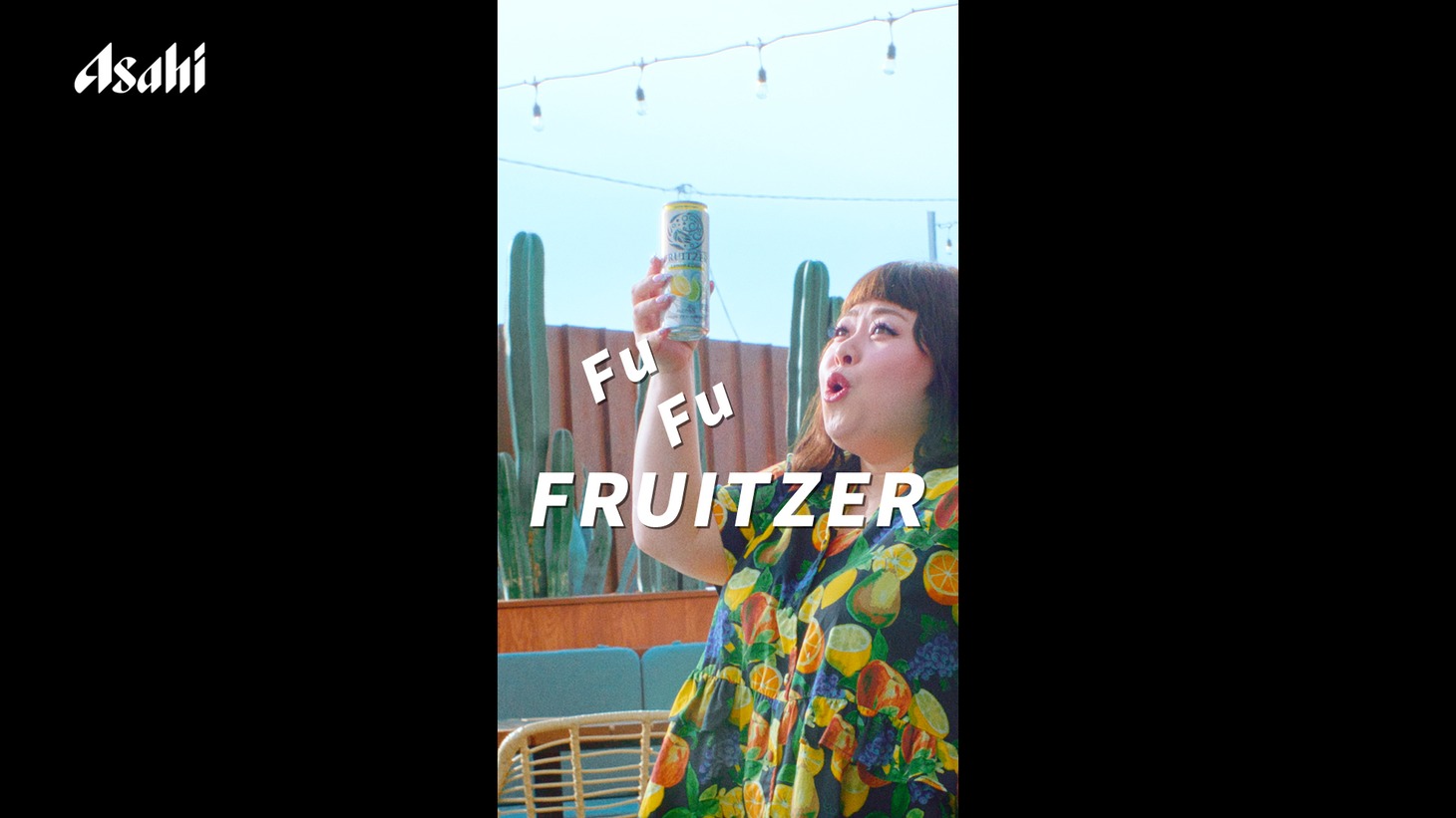 CM「ライトな自己紹介。」編より。