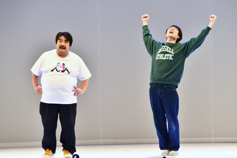 エンディングで空気階段・水川かたまり(右)が感情を高ぶらせた場面。