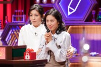 左から本仮屋ユイカ、本仮屋リイナ。(c)日本テレビ