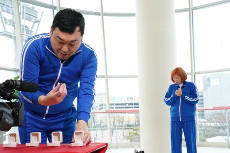 椿鬼奴＆グランジ大夫妻 (c)中京テレビ