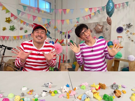 岡野陽一とアンタッチャブル柴田。(c)V☆パラダイス