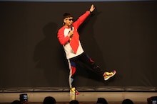 前説を務めたバイク川崎バイク。