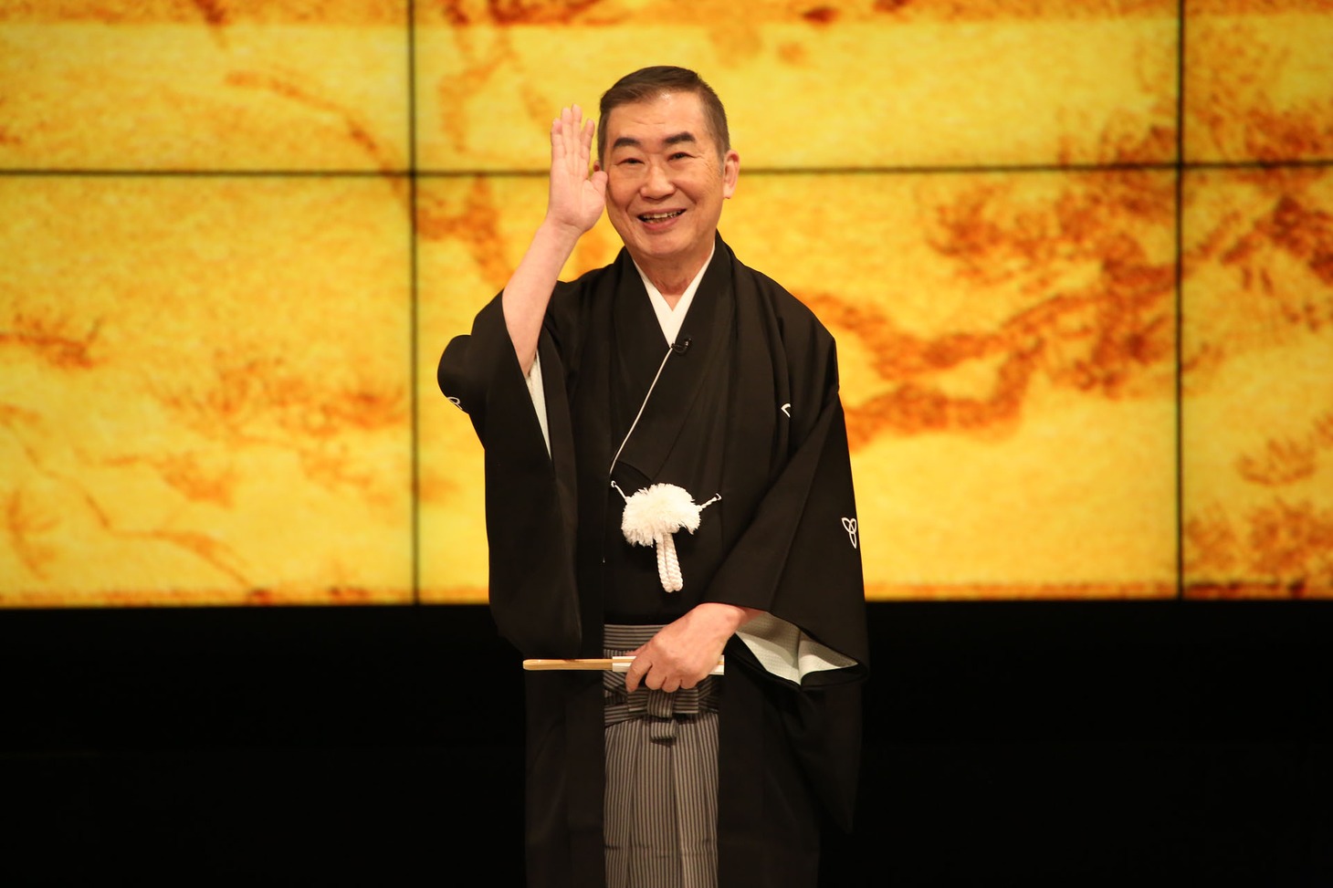 口上を務めた桂文枝。