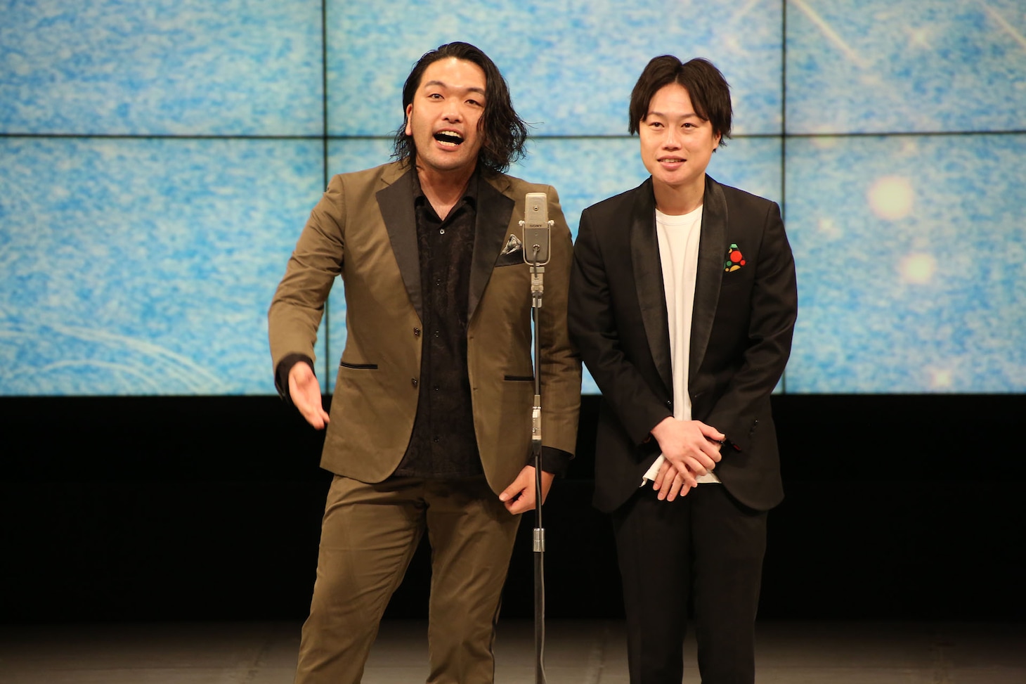 トップバッターを務めた見取り図。