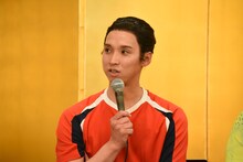 トム・ブラウン布川