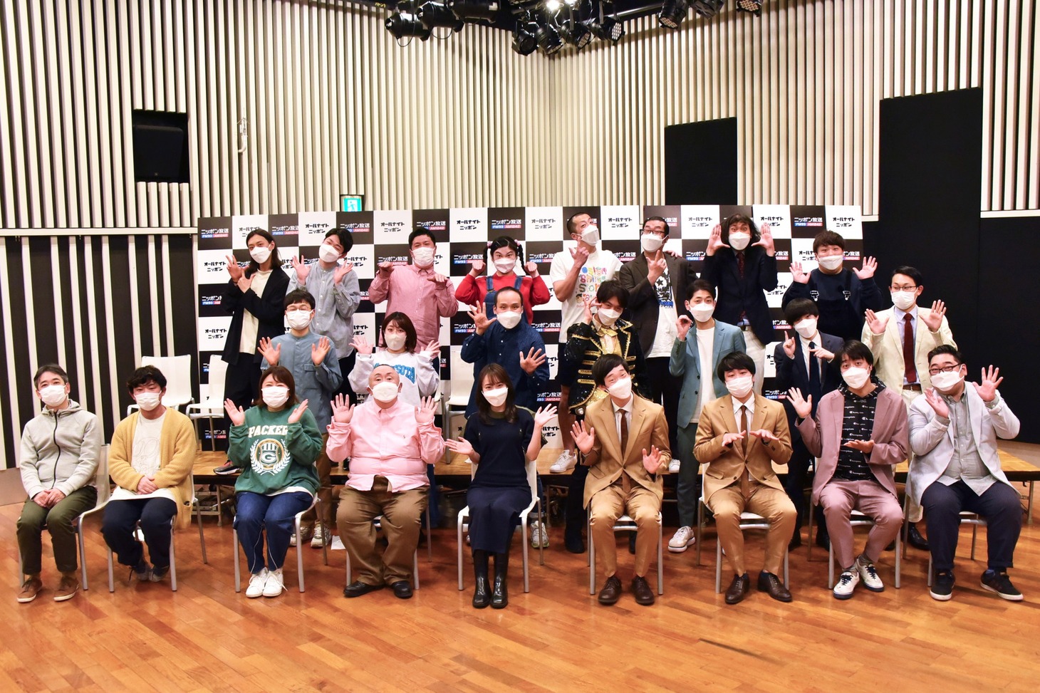 「オールナイトニッポン0（ZERO）～決戦！お笑い有楽城～」の出演者たち。