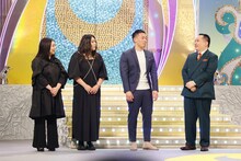 （左から）海原やすよ ともこ、ミルクボーイ。(c)関西テレビ