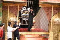 「宮迫です」のポーズで登場した宮迫博之。