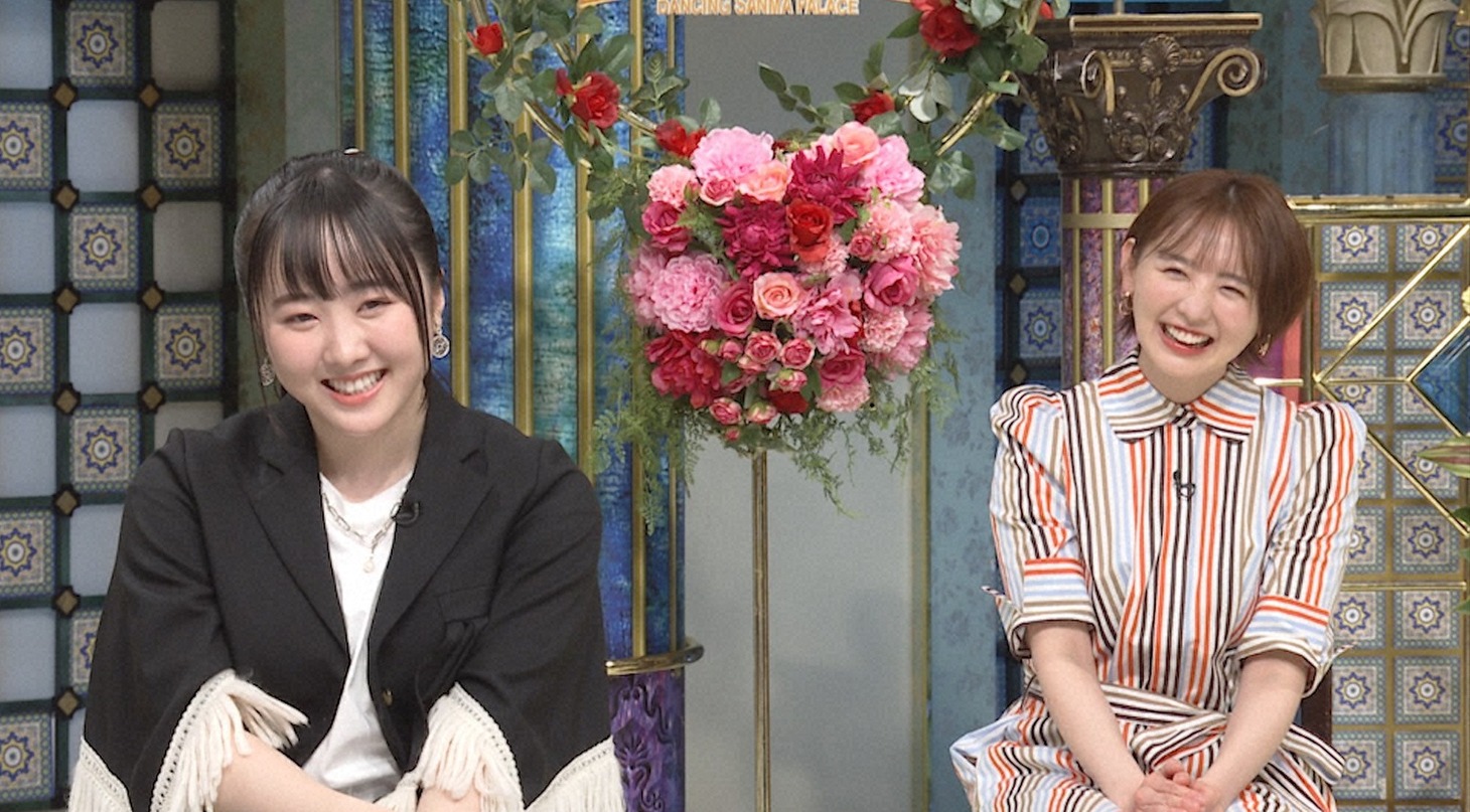 左から本田望結、おのののか。(c)日本テレビ