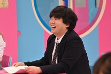 「呼び出し先生タナカ」初回SPに生徒役で出演する宮下草薙・草薙。(c)フジテレビ