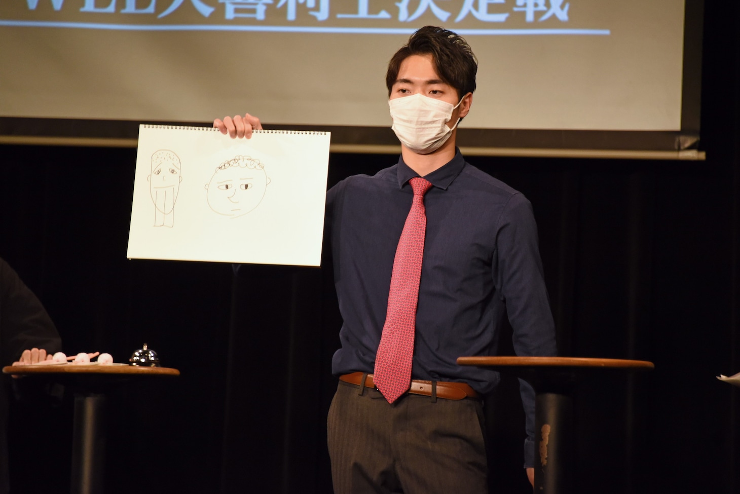 「大行烈 WEL大喜利王決定戦」に出場した四千頭身・石橋。