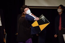 「大行烈 WEL大喜利王決定戦」に出場した土佐兄弟・有輝。