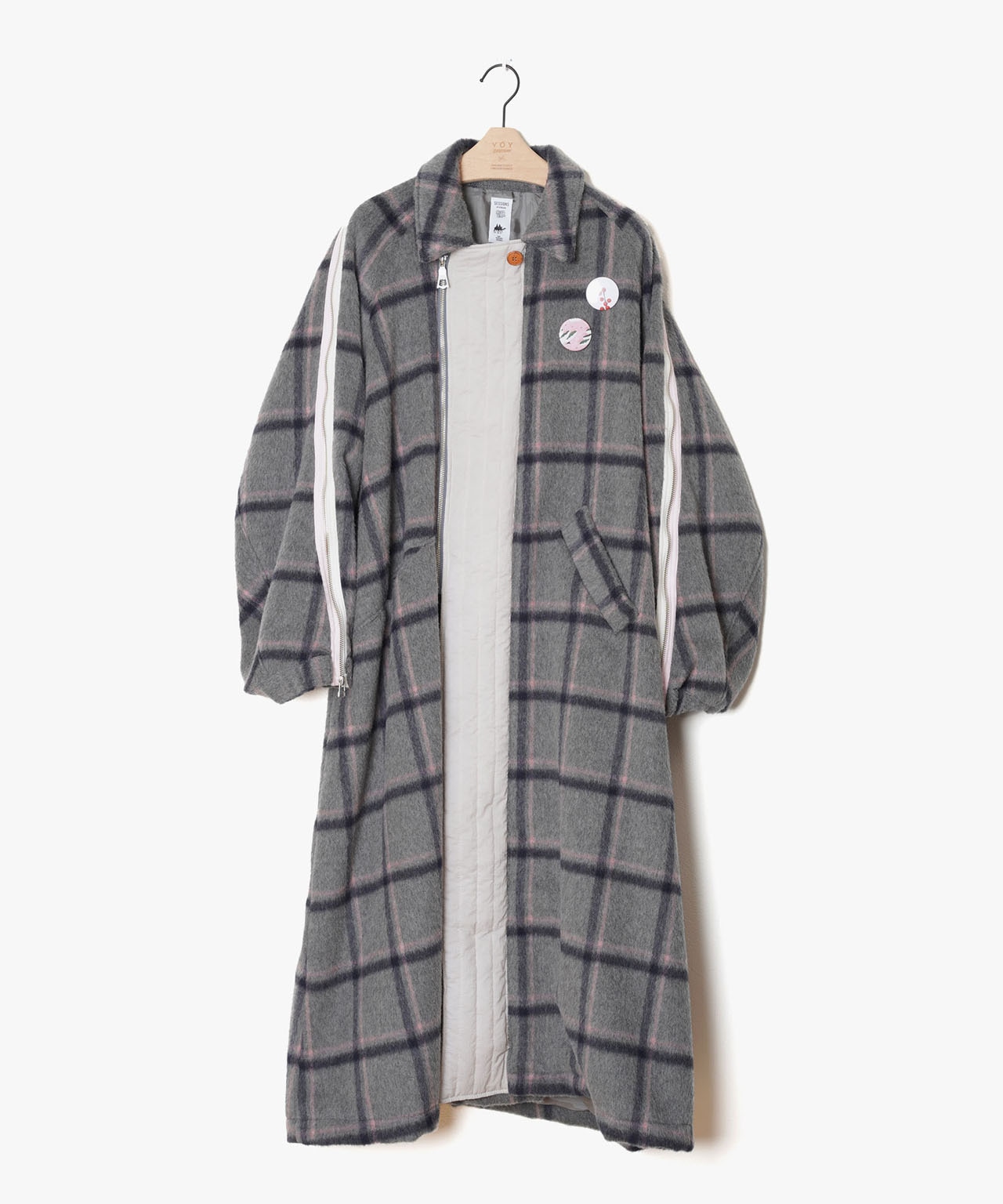 「SESSIONS by STORAMA feat. HARUNA OGAWA/SPIKE」より、2WAY wool check line
coat。