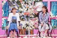 （左から）若槻千夏、渋谷凪咲。(c)フジテレビ