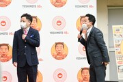 マスク越しに大きい声を出すダイアン津田。