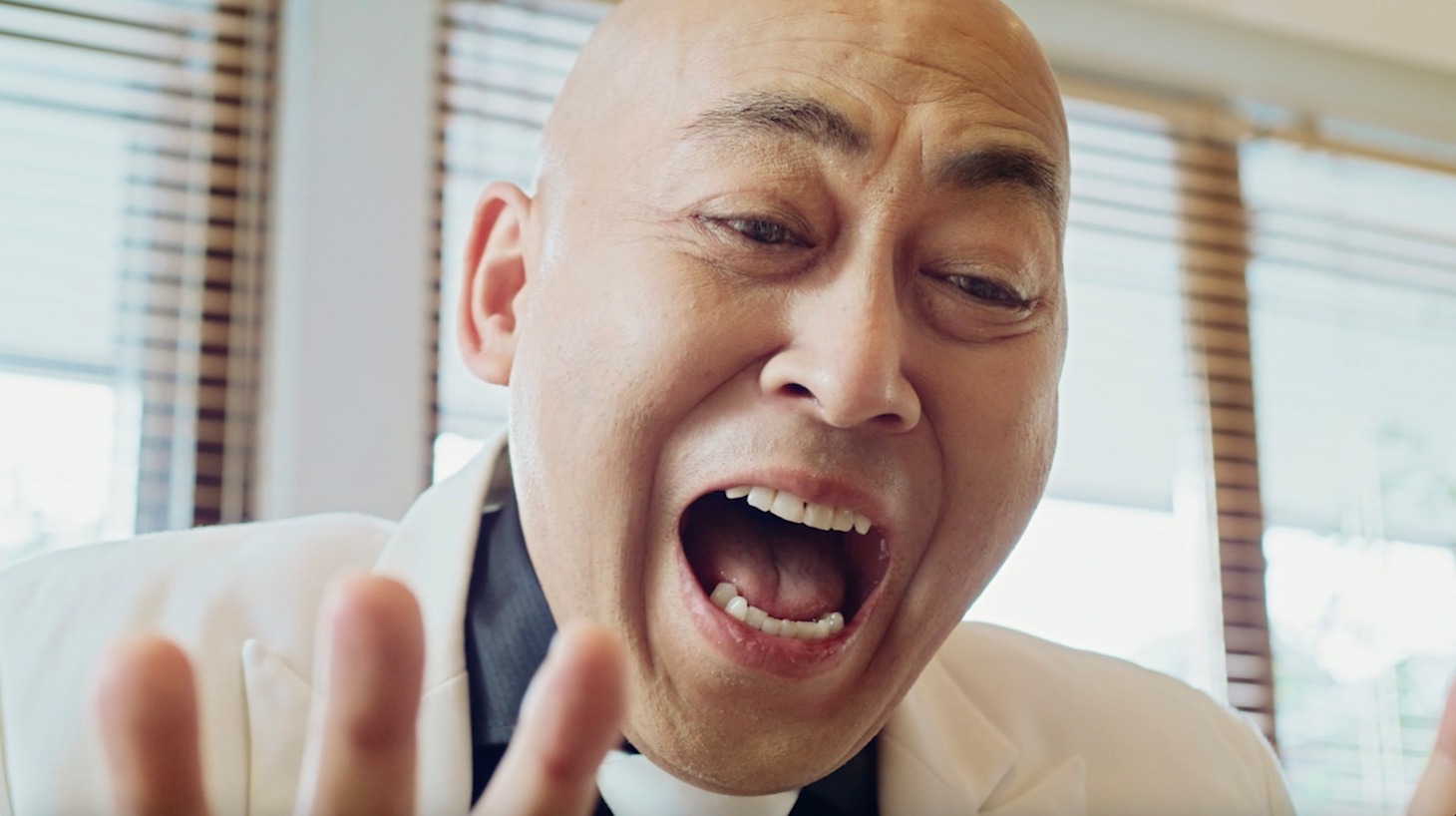CM「さっぱり、とや顔」編より。