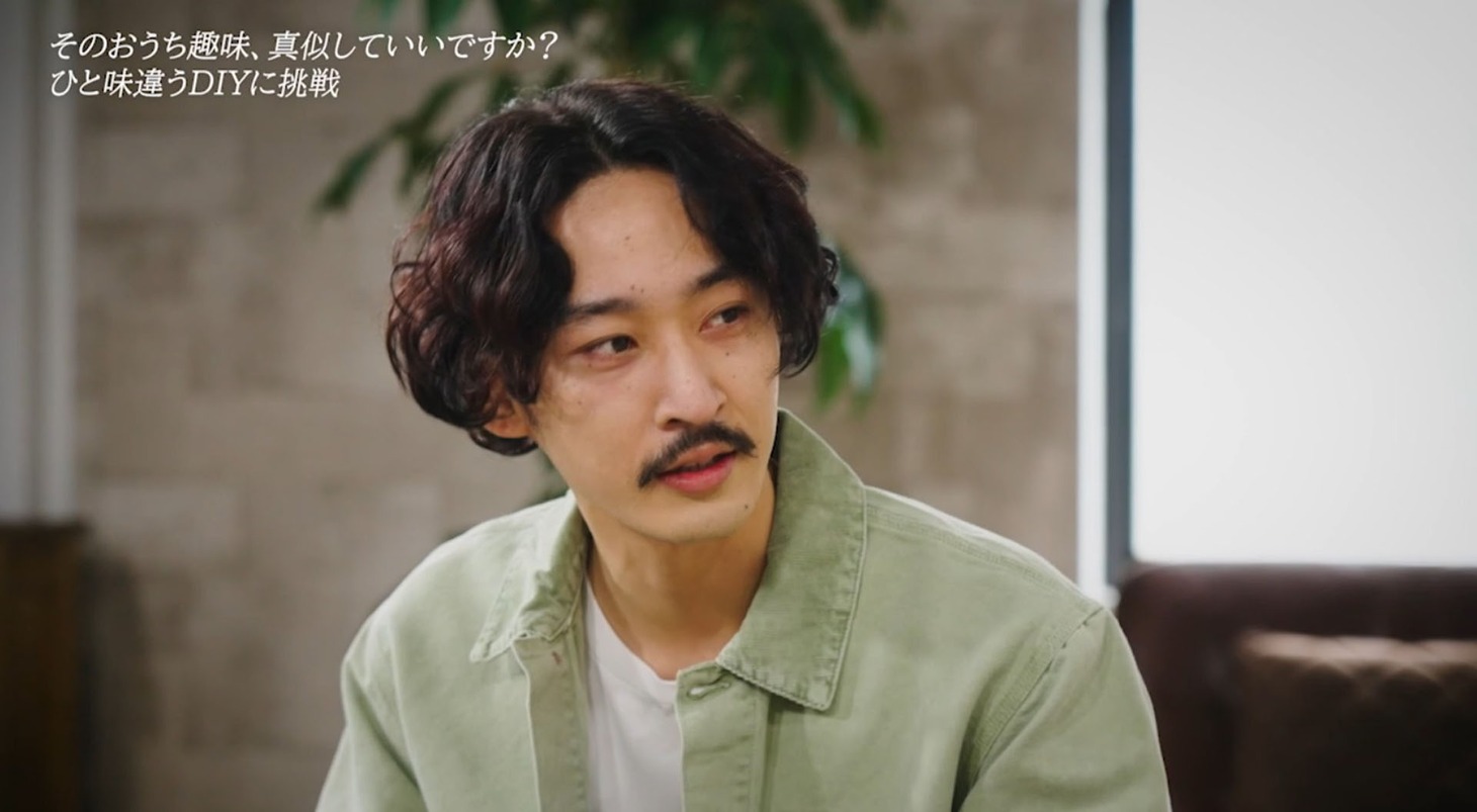 上杉柊平は「撮影中は笑いをこらえるのに必死でした」とコメント。