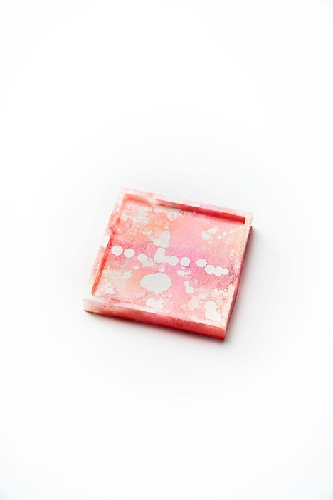 オズワルド伊藤が作ったレジン小物入れ。