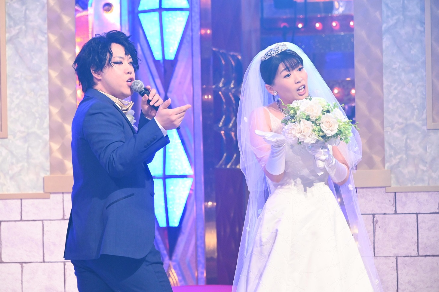 左からたむたむ、沙羅。(c)日本テレビ