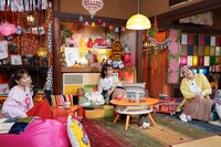 左から若槻千夏、滝沢カレン、横澤夏子。(c)読売テレビ