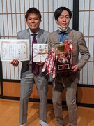 春組織。左から具志堅、新垣6。