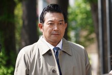 山口智充演じる三島課長。