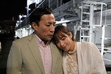 ナイツ塙演じる奥野刑事がメインとなる「警視庁・捜査一課長season6」第4話のワンシーン。(c)テレビ朝日