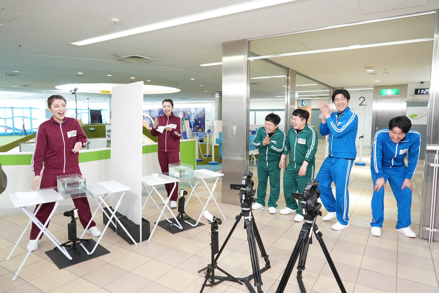 （左から）りかりこ、ザ・たっち、ダイタク。(c)中京テレビ