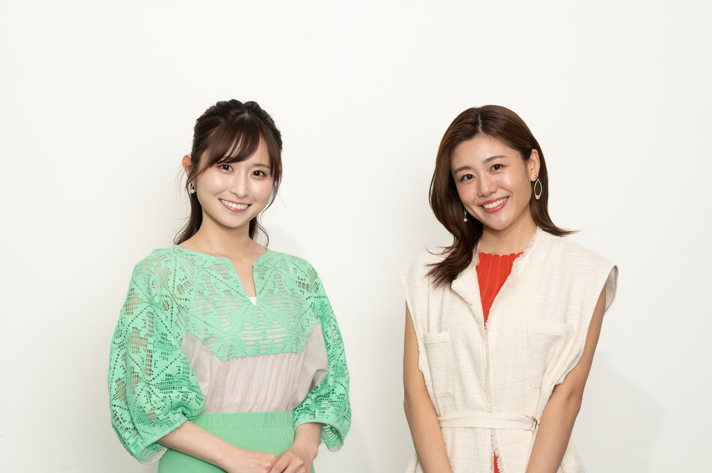 進行を務める佐藤佳奈と澤口実歩（共にytvアナウンサー）。