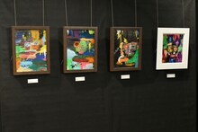 「とろサーモン久保田和靖個展『なぐりがき』」の様子。