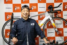 KhodaaBloomのアンバサダーに就任した安田大サーカス・団長安田。