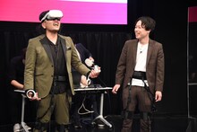 仮想空間に入れず、真っ暗な空間に取り残されている見取り図・盛山。