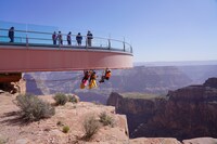 「世界の果てまでイッテQ！」のワンシーン。(c)日本テレビ