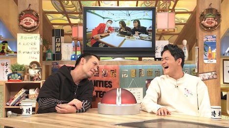 千鳥 (c)ABCテレビ