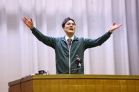 「負けるな！熱血ハナコのお笑い部」より。