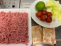 トッピング用の材料はこちら。