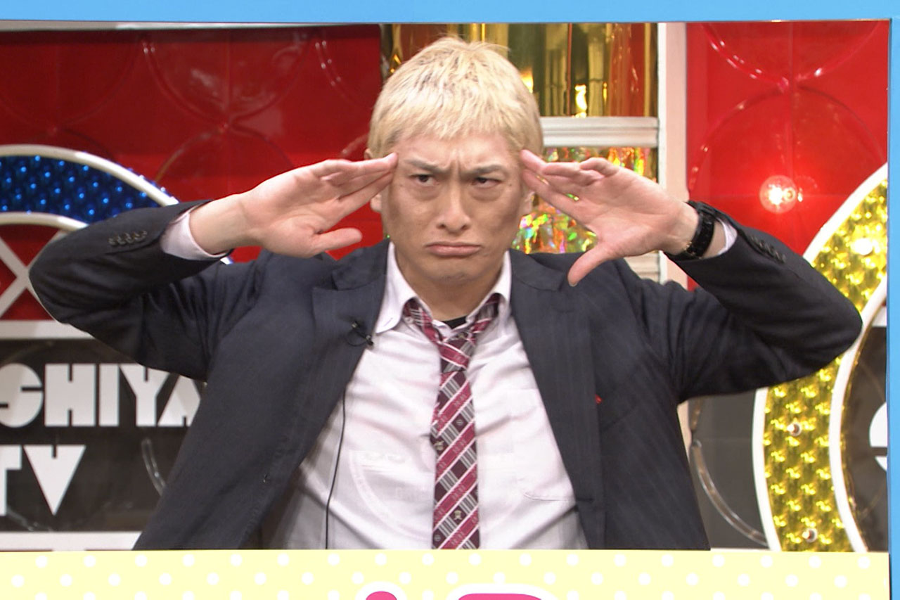 松本人志のモノマネを披露するJP。