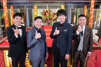 左から博多華丸、チョコレートプラネット長田、博多大吉、チョコレートプラネット松尾。