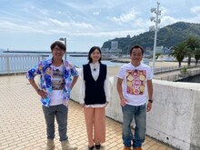 「モヤモヤさまぁ～ず2」に出演するさまぁ～ずと田中瞳（テレビ東京アナウンサー）。